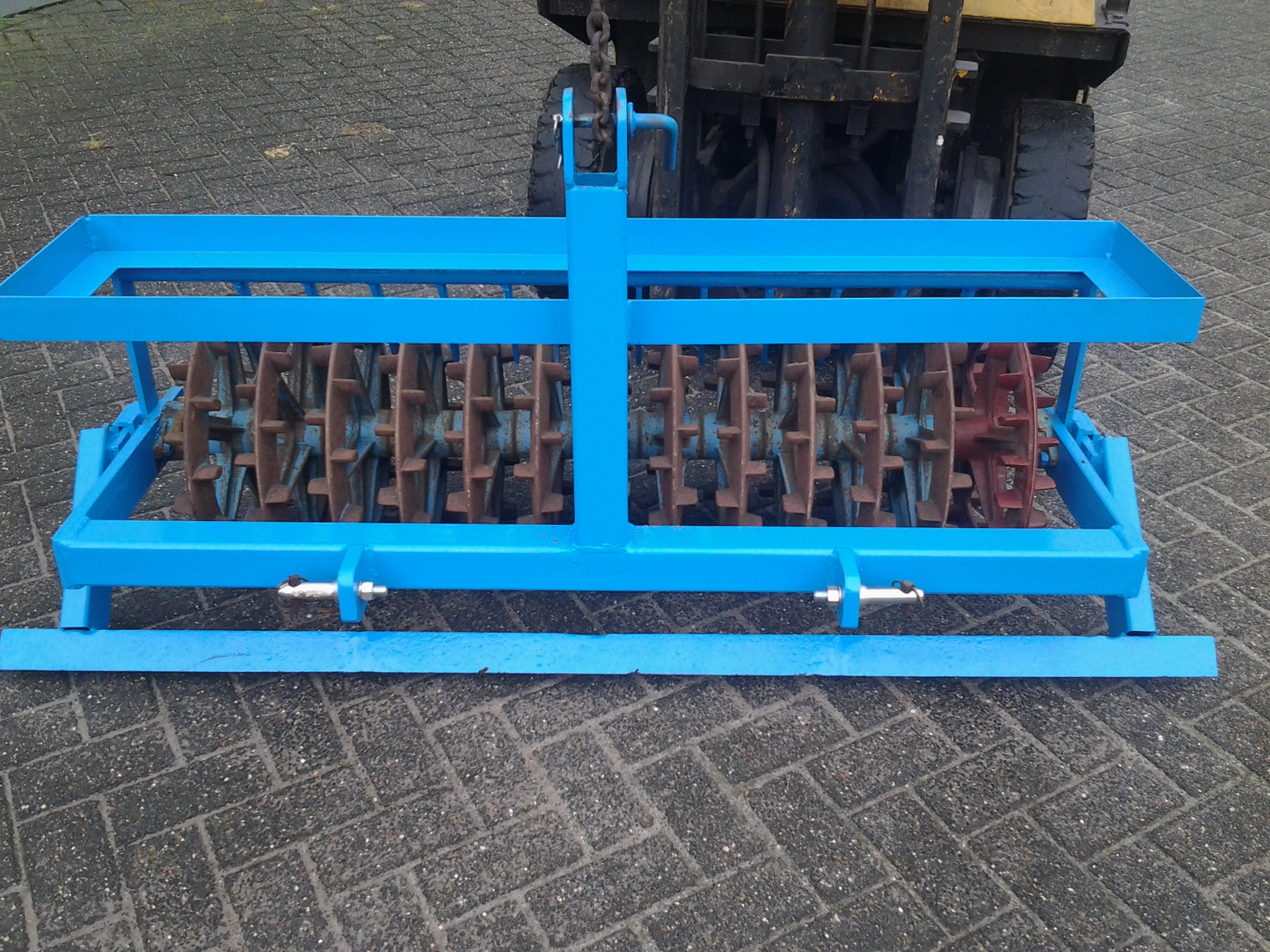 manegevlakker-met-drukrol